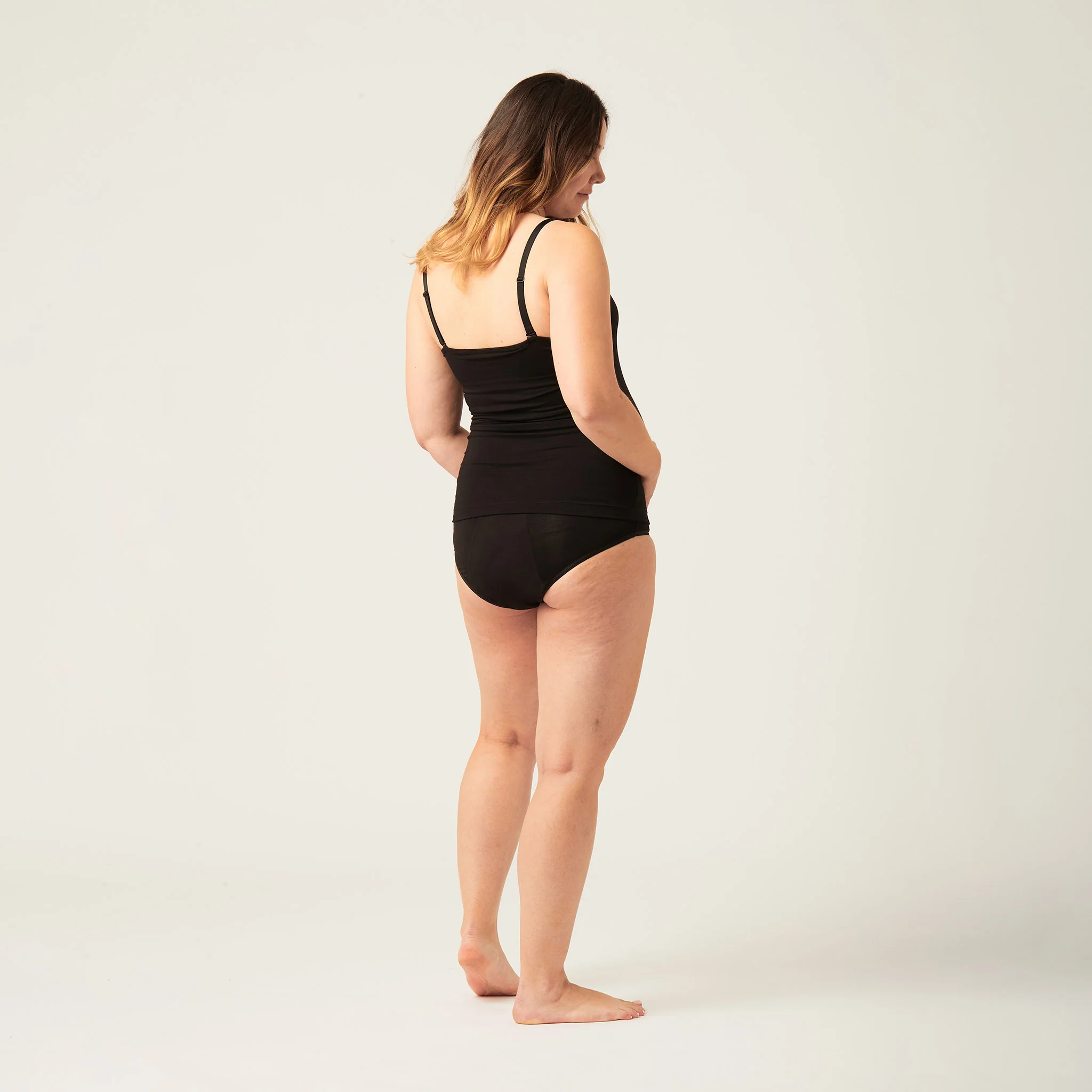 Breastfeeding Cami Leak-Proof Black - Image 3