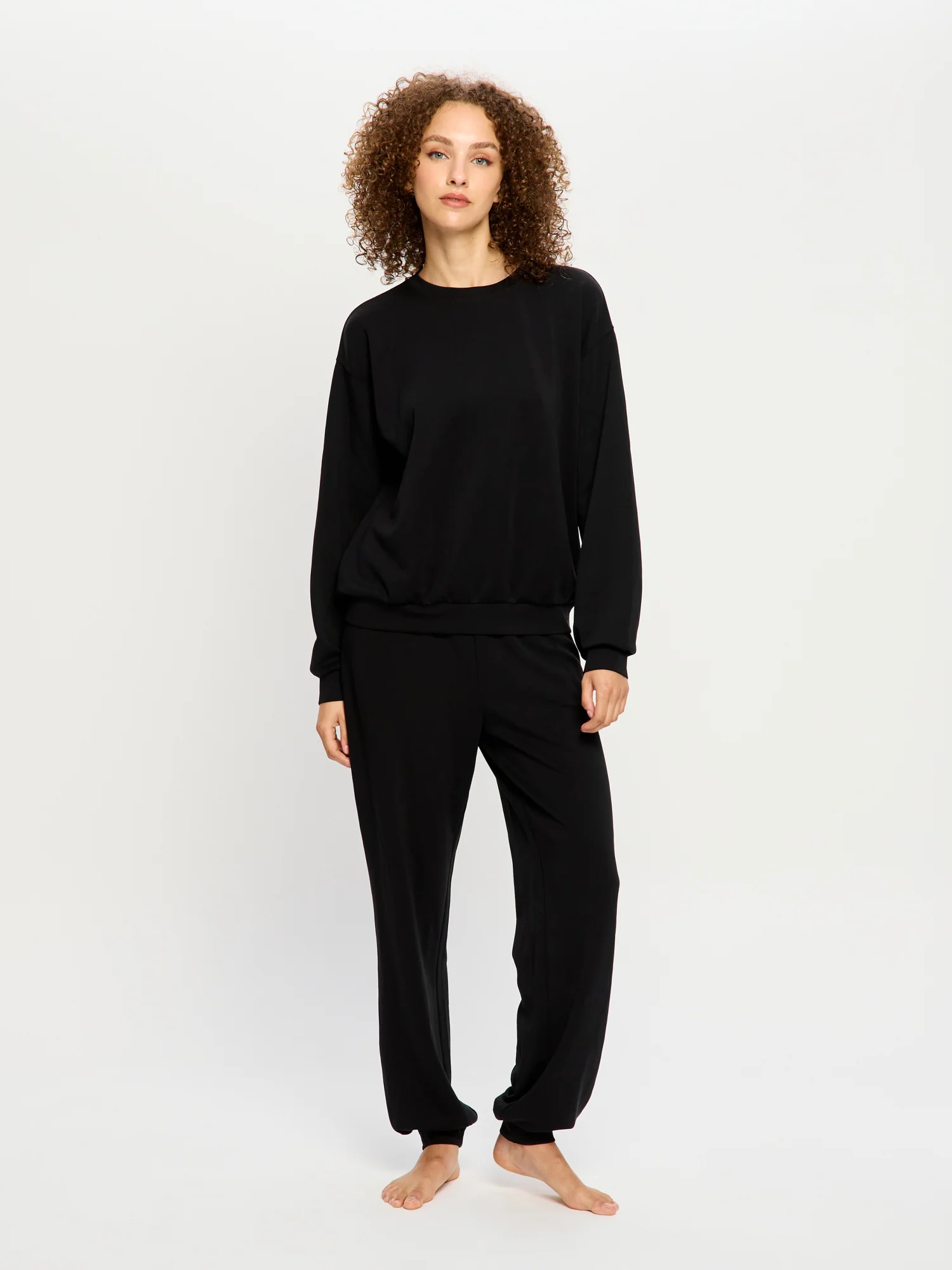 Classic Cut Sweat Black