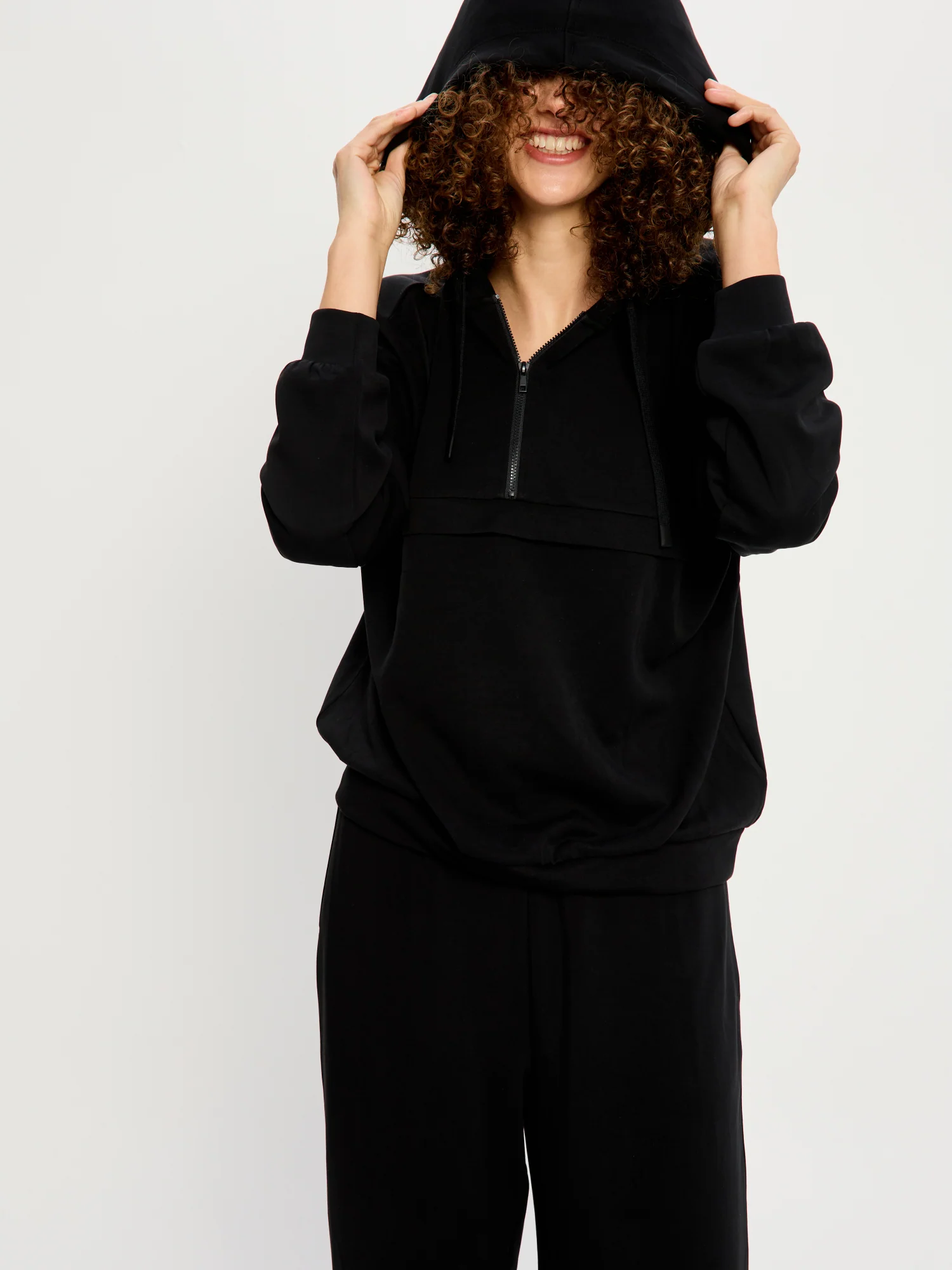 Classic Cut Sweat Black - Image 14