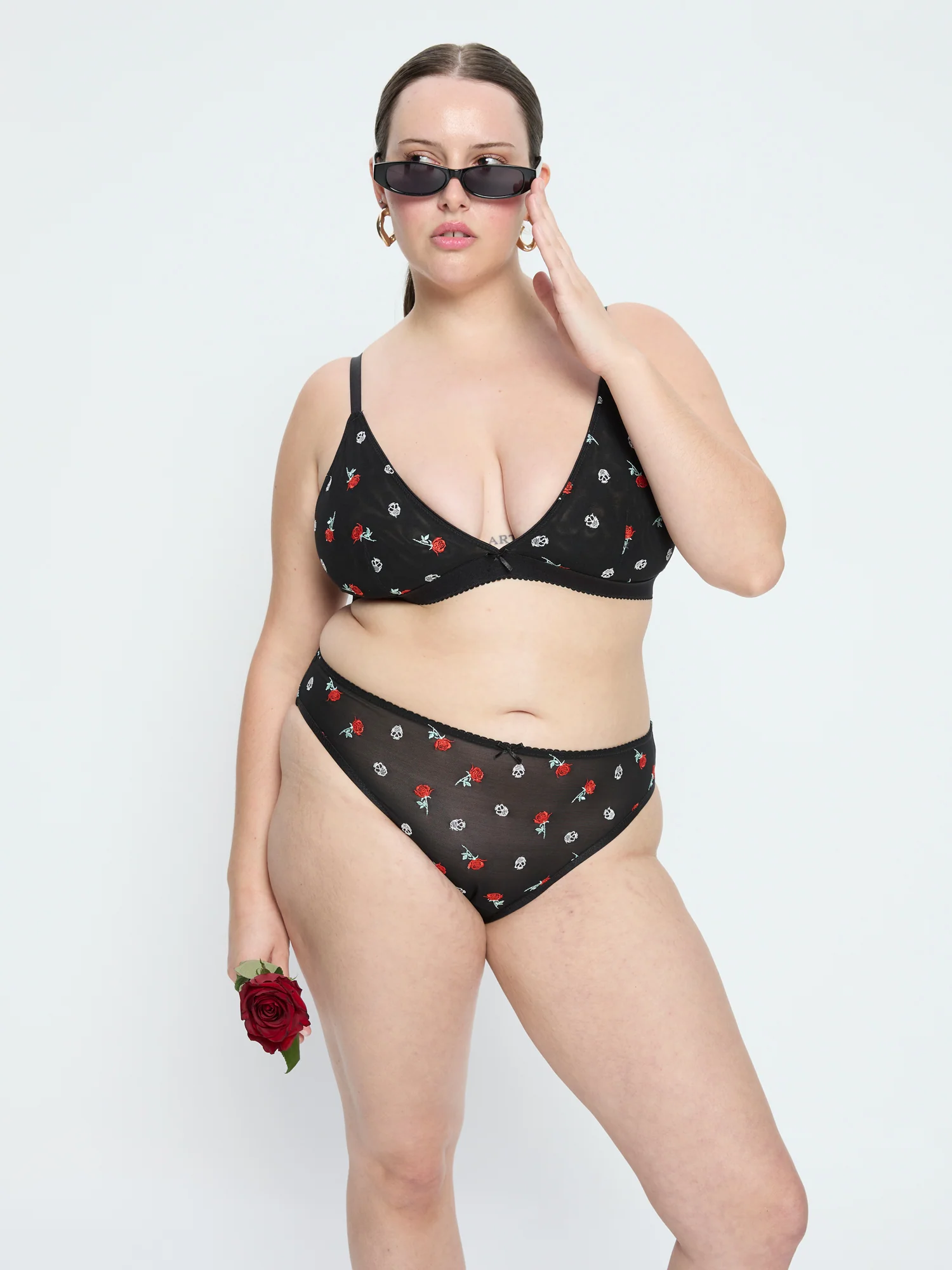Intimates V Day Bralette Black Rose - Image 6