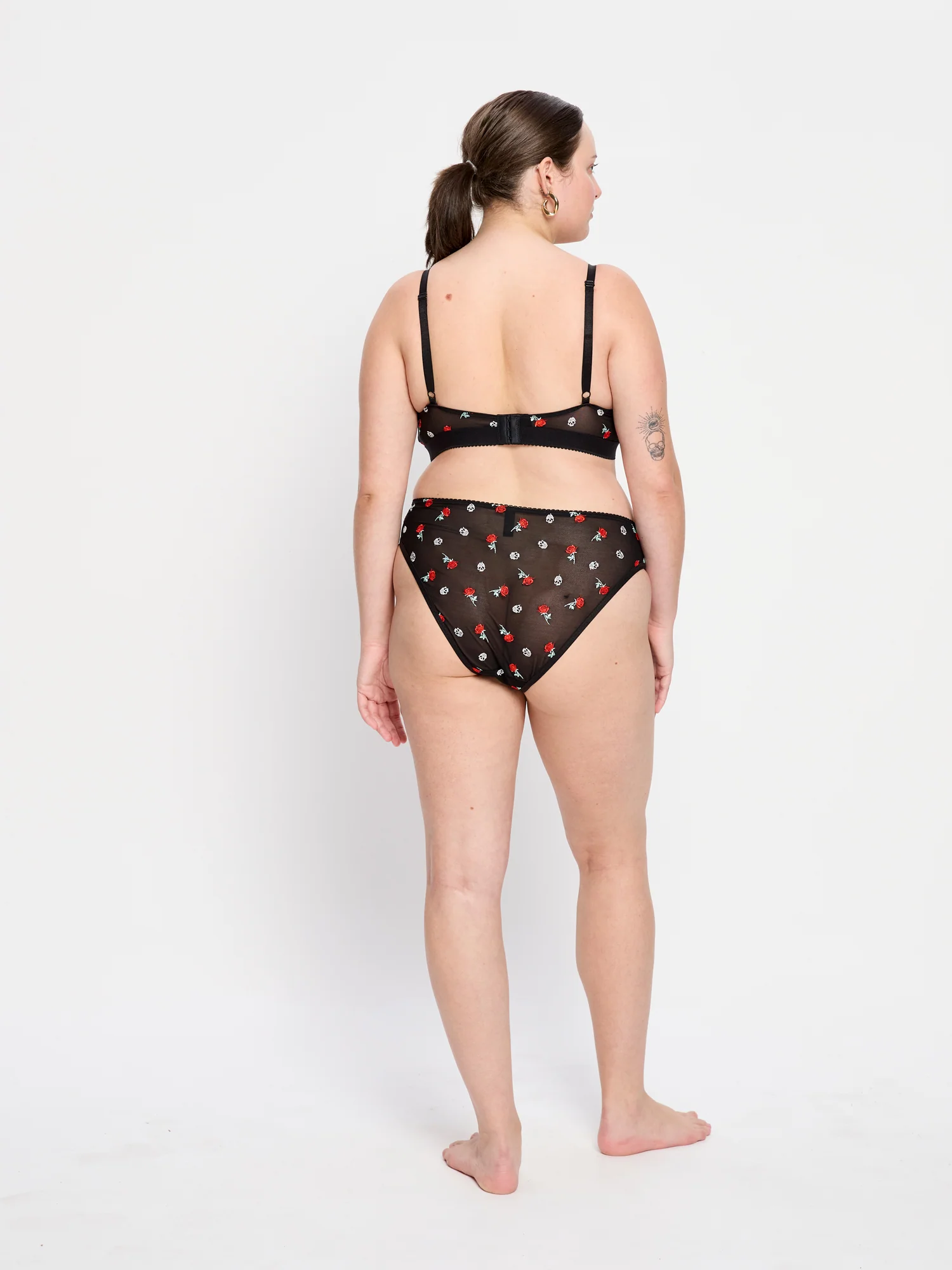 Intimates V Day Bralette Black Rose - Image 8